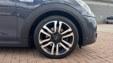 MINI Hatchback 2.0 Cooper S Exclusive II 3dr [Comfort/Nav Pack] Petrol Hatchback